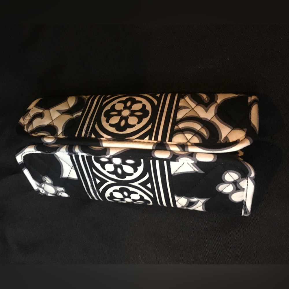 Retired 2010 Convertible Clutch Crossbody Purse Vera Bradley - Picture 5 of 13